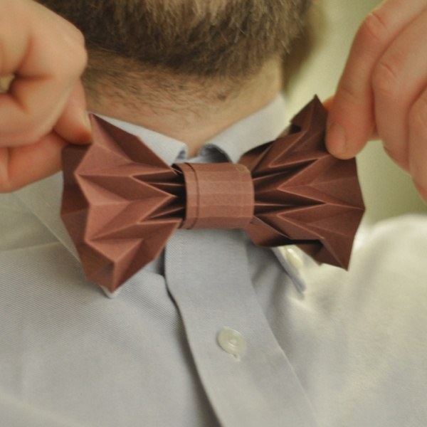 Gato Michi con Corbata 3D